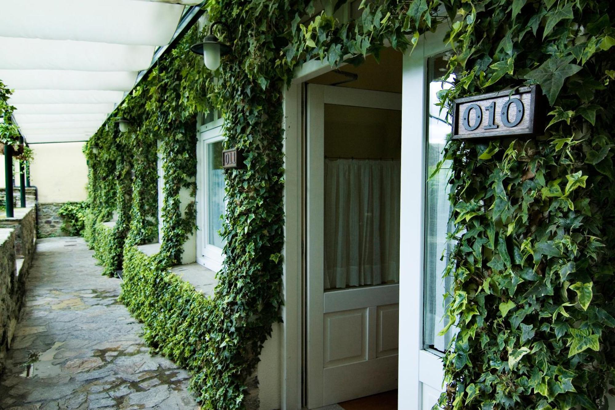 Hotel Virxe Da Cerca By Pousadas De Compostela Σαντιάγο ντε Κομποστέλα Εξωτερικό φωτογραφία