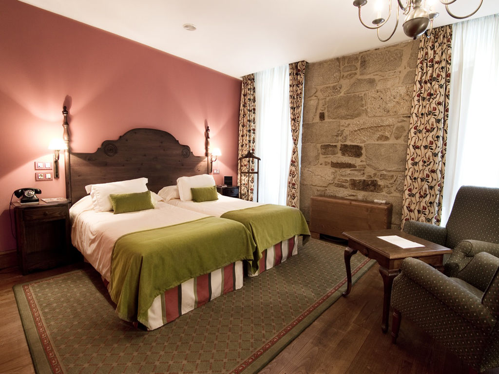 Hotel Virxe Da Cerca By Pousadas De Compostela Σαντιάγο ντε Κομποστέλα Δωμάτιο φωτογραφία